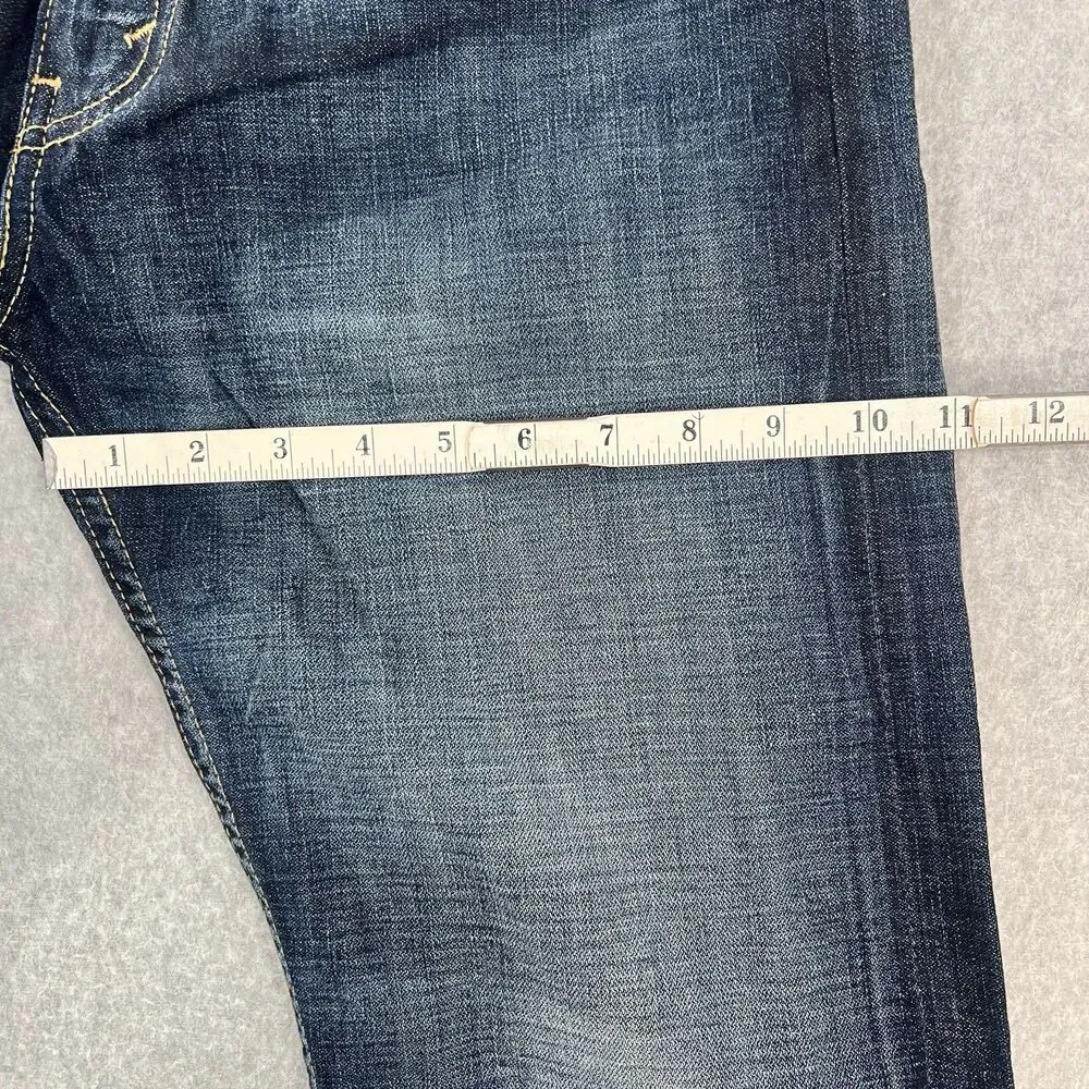 Levi’s 513 Blue Denim Cotton Blend Jeans  Tag Says 33x30 actual 33x29 Men